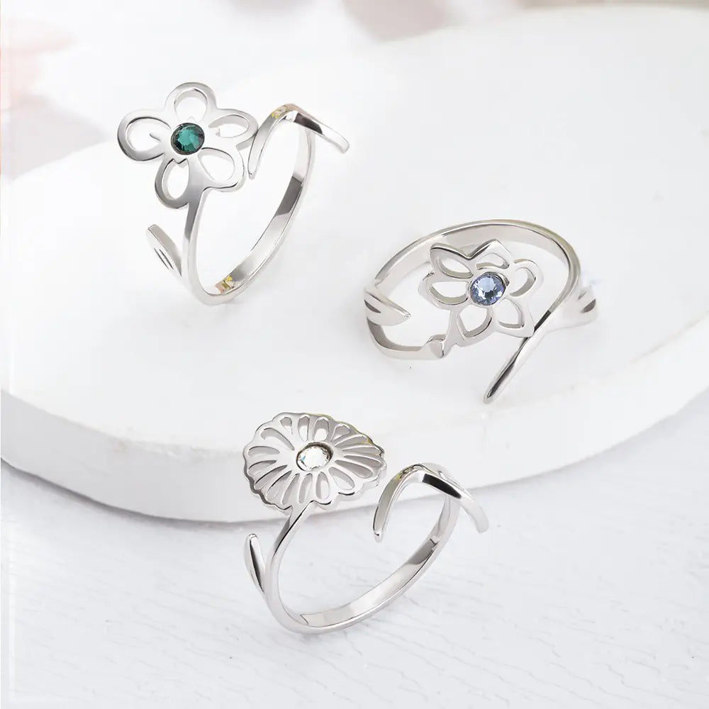 Personalized Birthstone & Birthflower Ring | birth flower jewellery